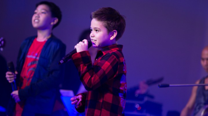 Kris, 8 years old, singing "Just the way you are" 
 G Vocal Student concert.